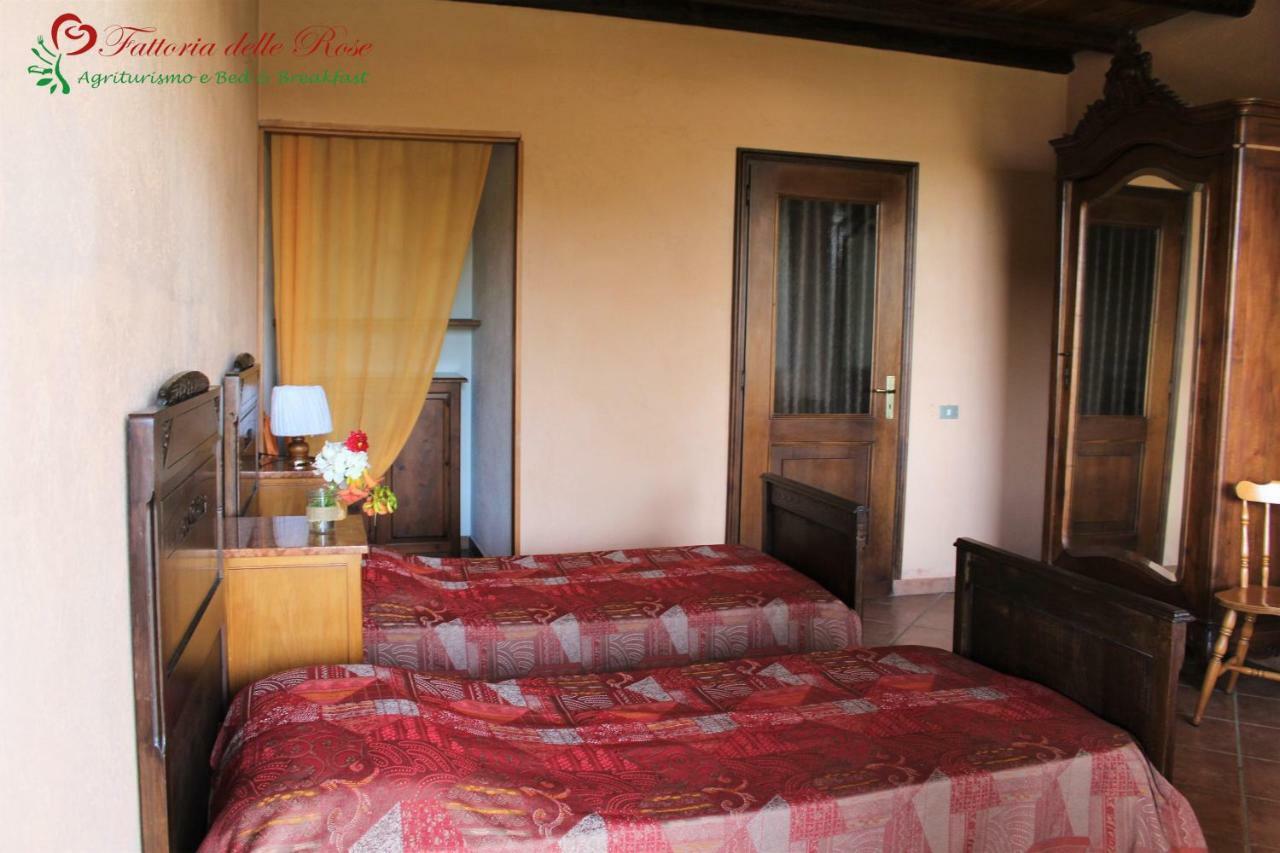 Villa Fattoria Delle Rose à Salussola Extérieur photo